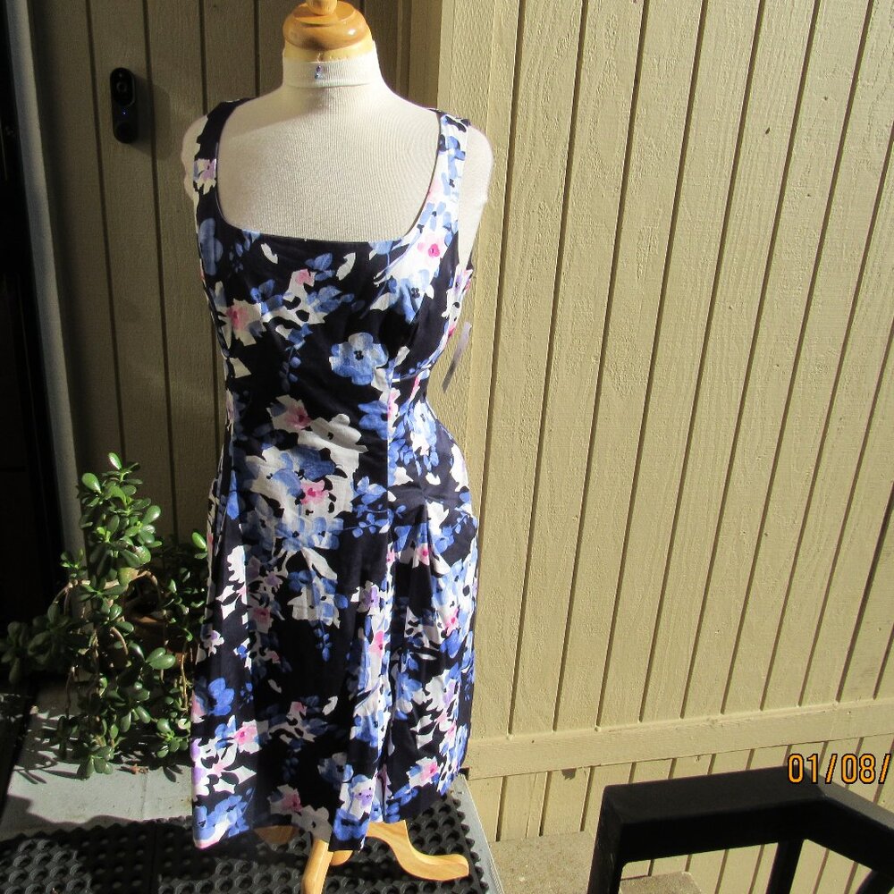 #786  NEW WOMAN'S COTTON FLORAL SUMMER DRESS BY RALPH LAUREN  (SIZE 14)